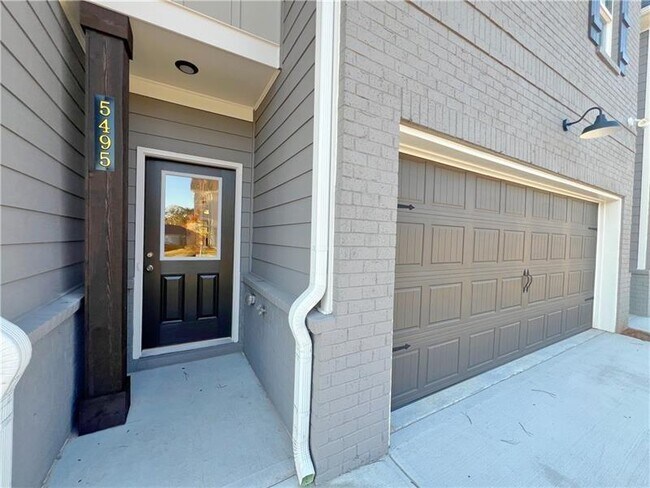 Foto del edificio - 5495 Rock Place Ct