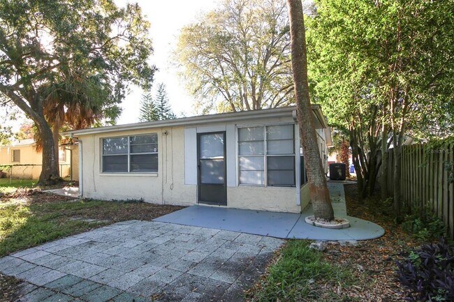 Building Photo - 7125 Fireside Dr