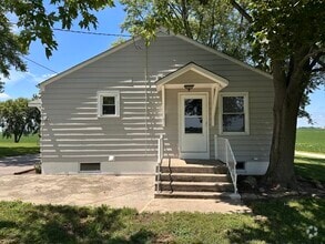 Building Photo - 1N479 Schrader Rd
