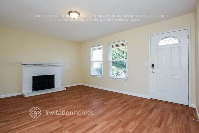 Building Photo - 165 N Catamaran Cir