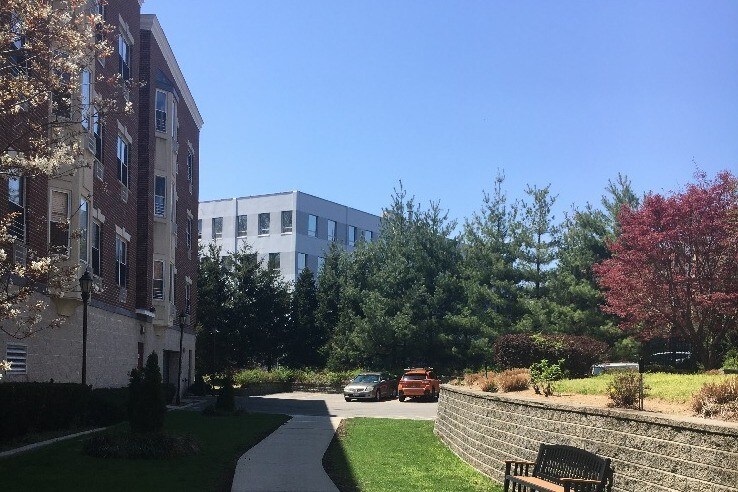 Primary Photo - 38 Knightsbridge Rd