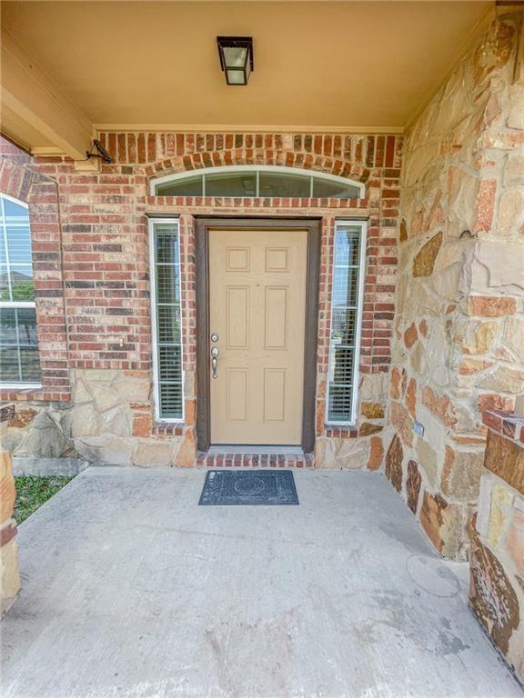 Building Photo - 305 Biles Ln