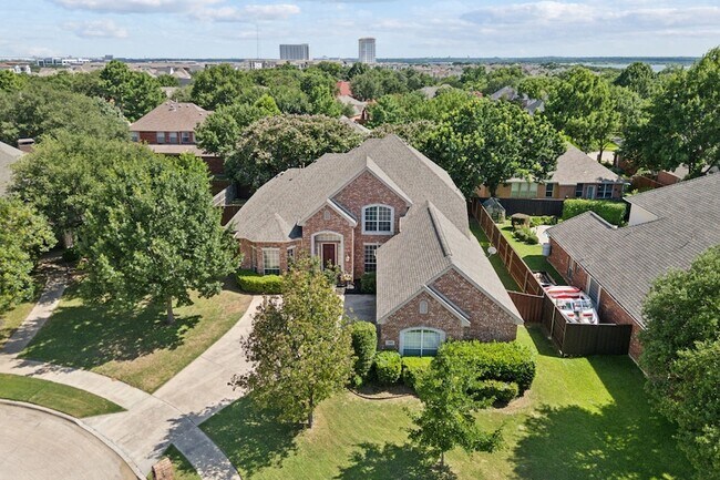 Foto del edificio - 2509 Woodstone Ct