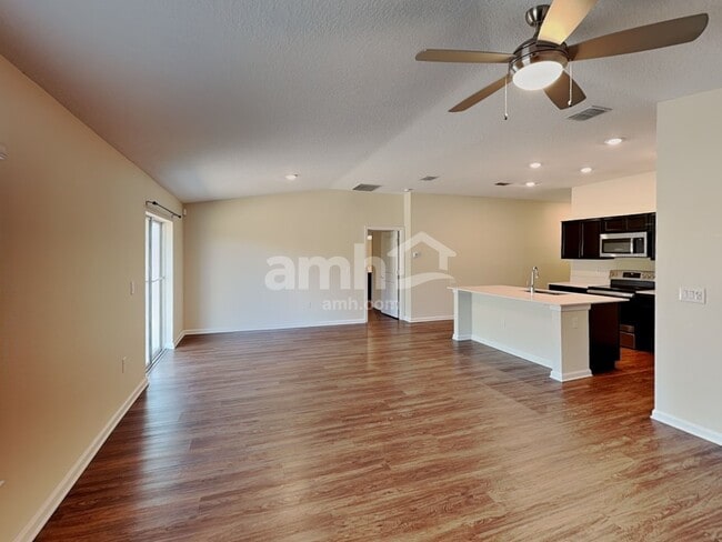 Building Photo - 4345 Seven Canyons Dr