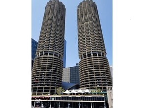 Building Photo - 300 N State St