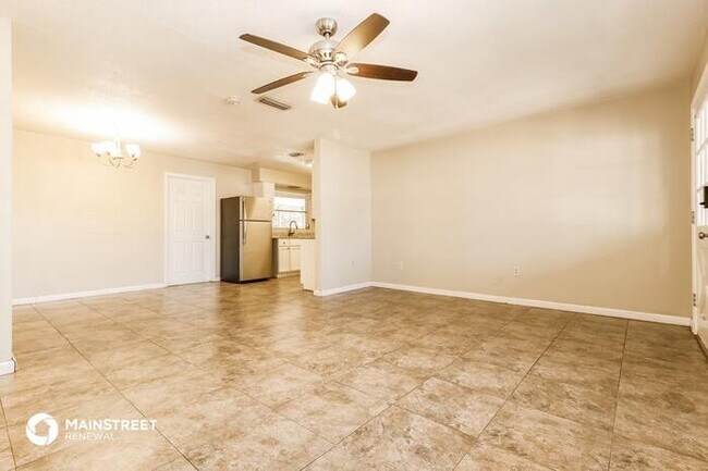Building Photo - 7310 Star Dust Dr