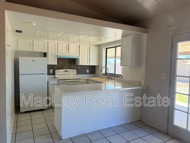 Foto del edificio - 5430 N 73rd Dr