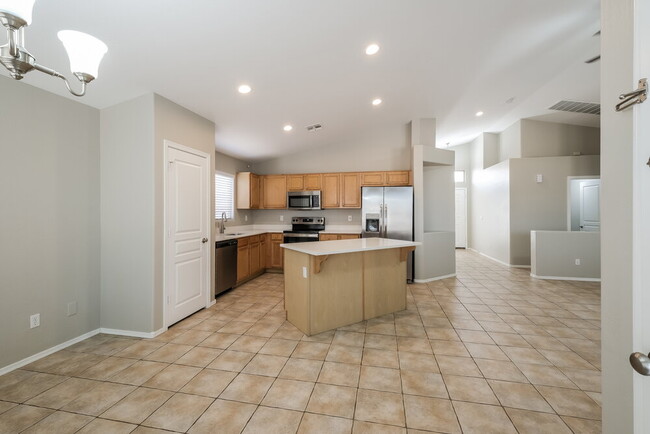 Foto del edificio - 24616 N 65th Ave