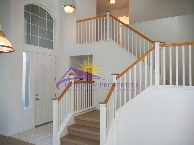 Building Photo - Two Story 4 Bed 3 Bath 1,863sqft Elk Grove Home in Laguna Park
