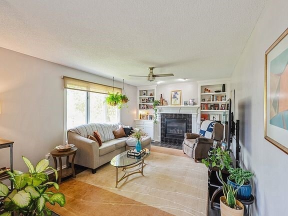 Building Photo - 5031 Cherrywood Dr