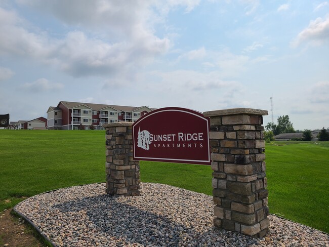 Building Photo - Sunset Ridge Apartments