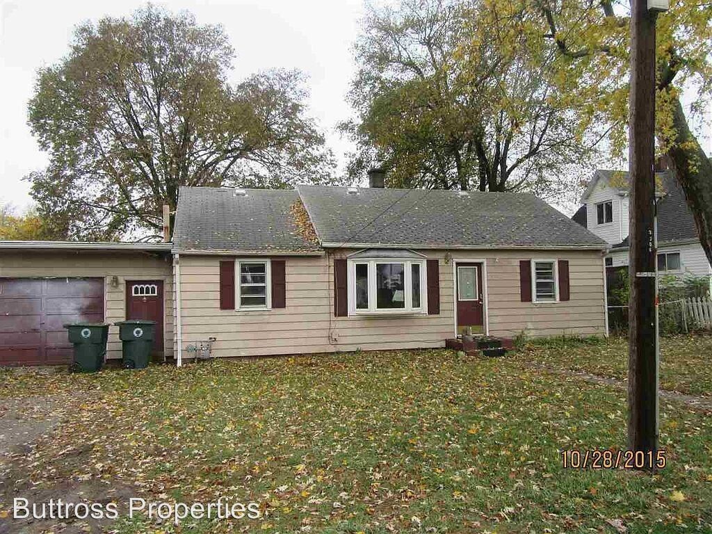 Foto principal - 2 br, 2 bath House - 3306 E 13th St