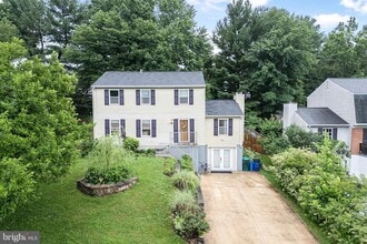 Building Photo - 25921 Largo Ct