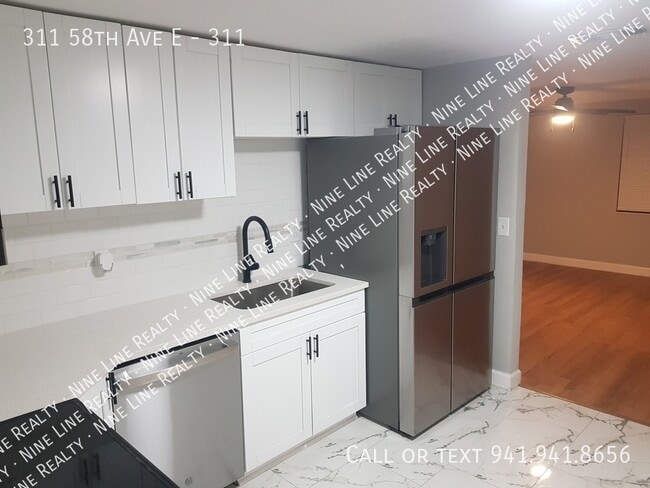 Foto del edificio - 311 58th Ave E