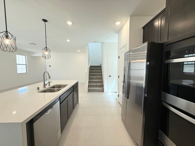 Building Photo - Modern Brand New 4-Bedroom Retreat with Loft, Balcony & Mountain Views