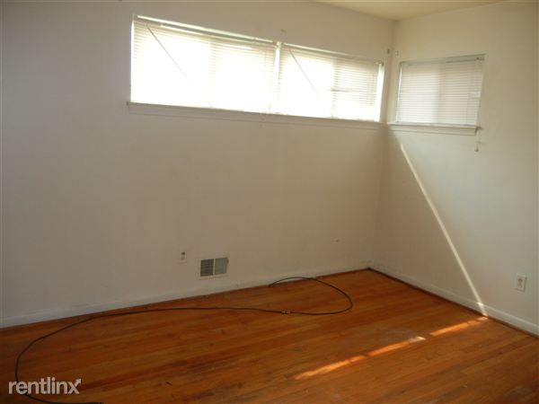 Building Photo - 24919 S Sylbert Dr