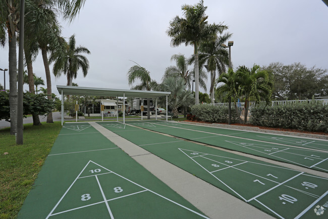 Foto del edificio - Sun Retreats Fort Myers Beach