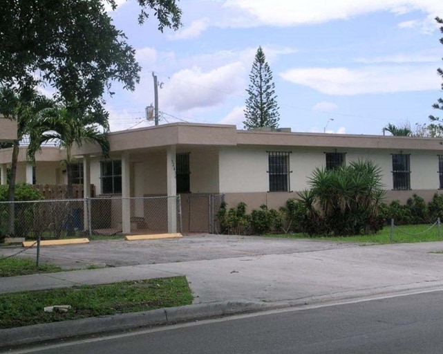 Primary Photo - 3235 NW 46th St