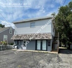 Building Photo - 1009 Allaire Ave