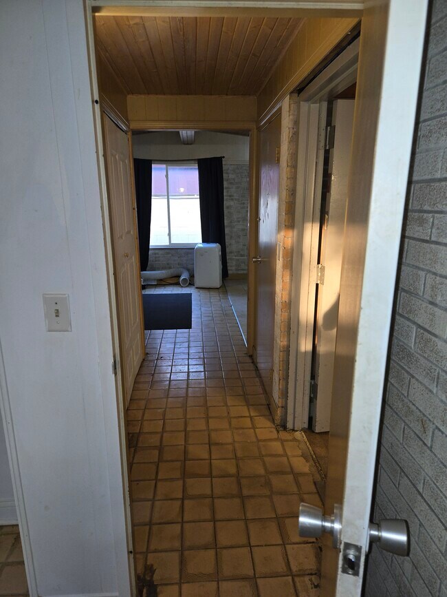 Foto del edificio - 124 Lakeview Ave