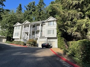 Building Photo - 17106 123rd Pl NE