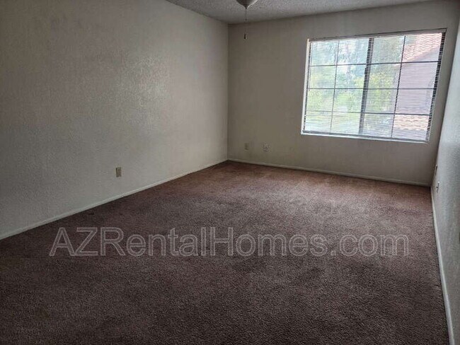 Foto del edificio - 609 E Mesquite Cir
