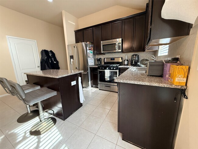 Foto del edificio - 12115 Rockridge Falls Dr