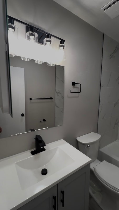 Foto del edificio - 9208 N Connechusett Rd