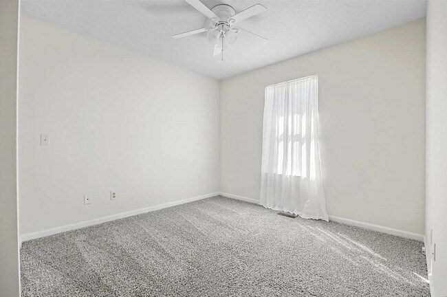 Foto del edificio - 3 Bedroom Apartment For Rent in Troy, MO