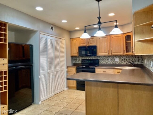 Building Photo - 2 br, 2 bath Condo - 642 S Old Highway 141