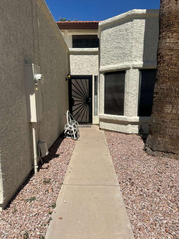 Building Photo - 7807 S Kachina Dr