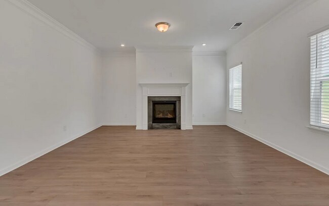 Foto del edificio - 534 Morgan Mdws Wy