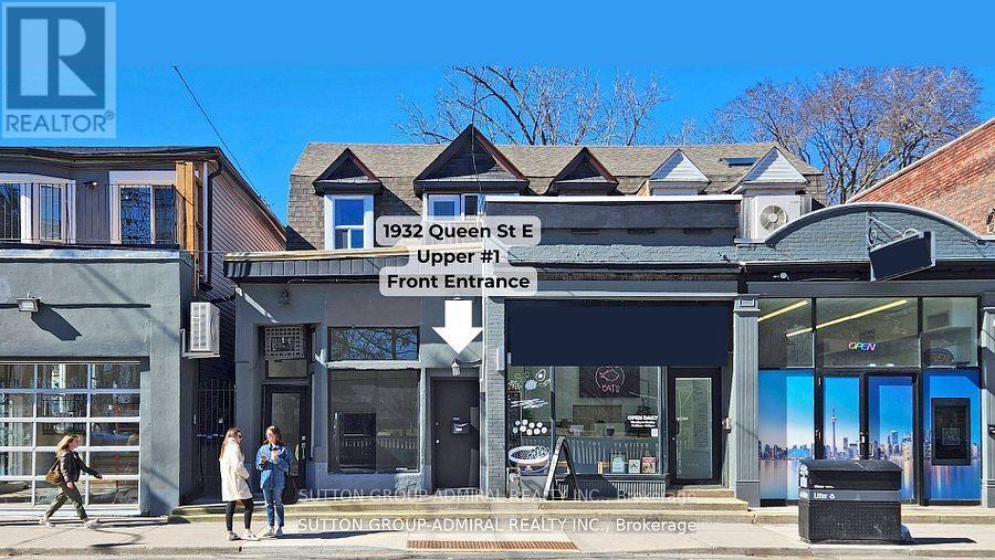 Photo principale - 1932 Queen St E