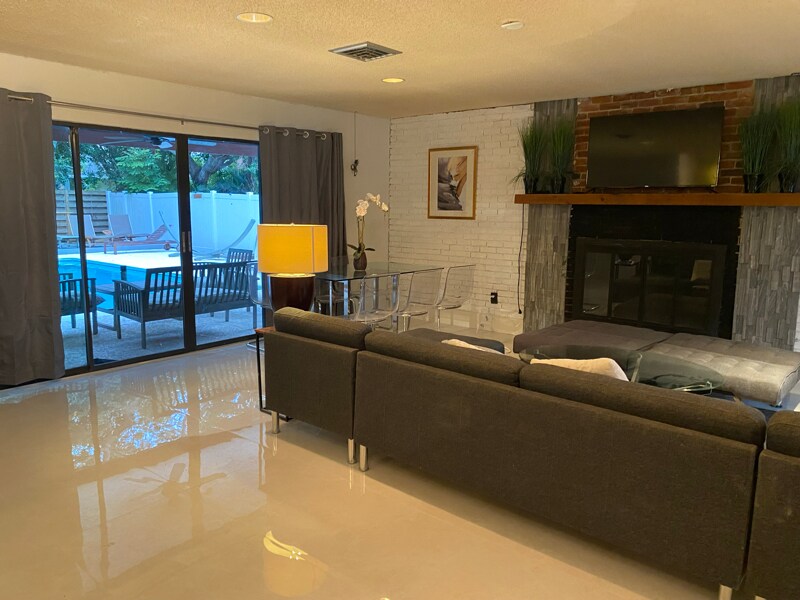 Foto principal - 2156 Wisteria St