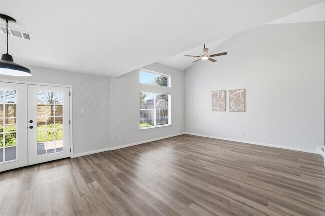 Building Photo - 1606 Rossport Bend