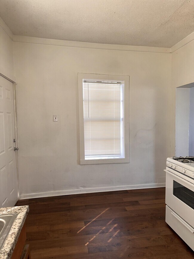 411 N Hackberry, San Antonio, TX 78202 House Rental in San Antonio