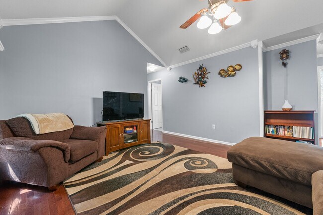 Foto del edificio - Lakewood rental!