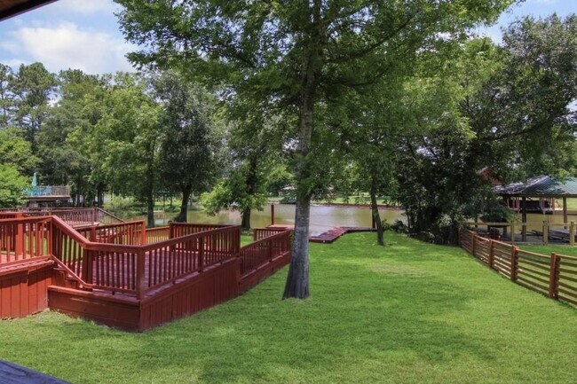 Foto del edificio - 42 Hunters Creek Dr