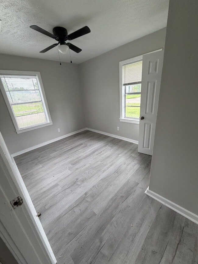 Photo - "Charming 2-Bed in Pearl, MS – Cozy Comfort Awaits at 305 Valentour Road!" Apartment
