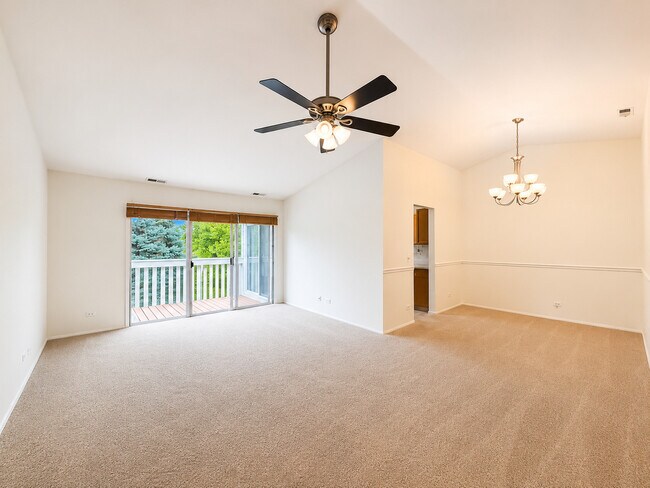 Building Photo - 174 E Bluewater Ln