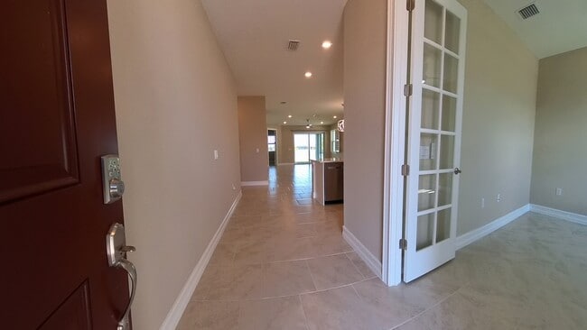 Building Photo - 419 Ibiza Loop