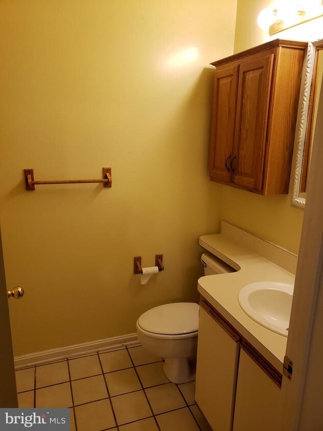 600 Rolling Hill Walk Unit 101, Odenton, MD 21113 Room for Rent in