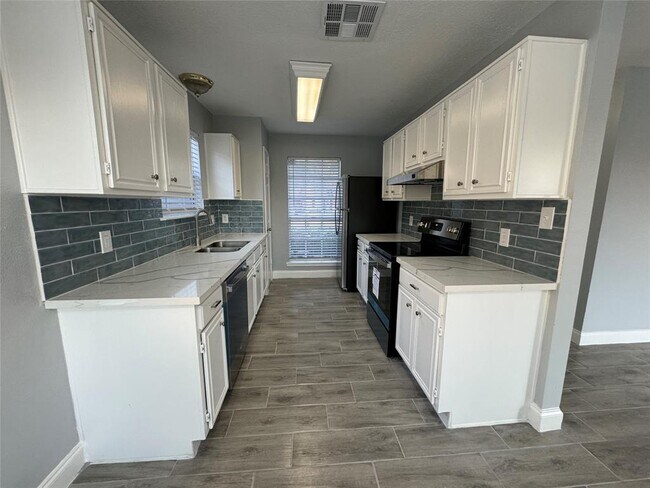 Building Photo - 4258 Gypsy Pops Dr
