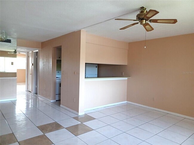 Foto del edificio - 2525 W Bay Dr