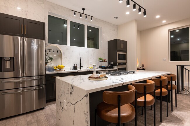 Foto del edificio - 913 Thompson St