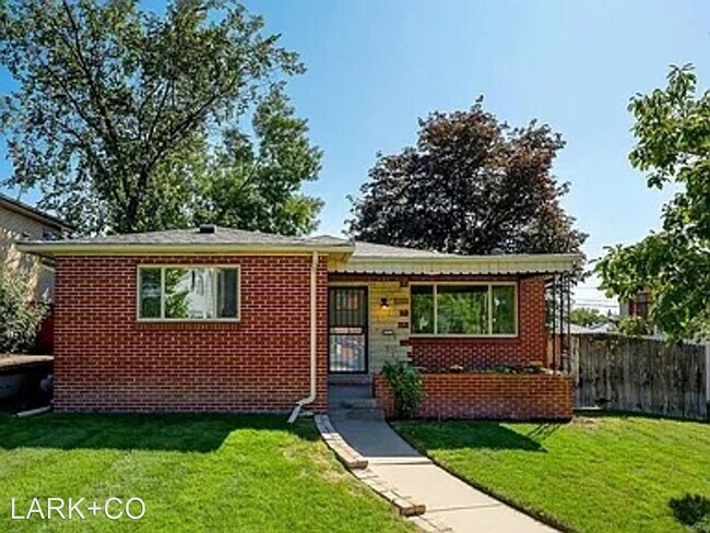 Building Photo - 3 br, 2 bath House - 2476 Zenobia St.
