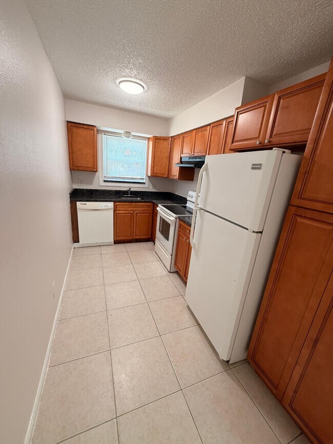 Foto del edificio - 1618 W 26th Ct