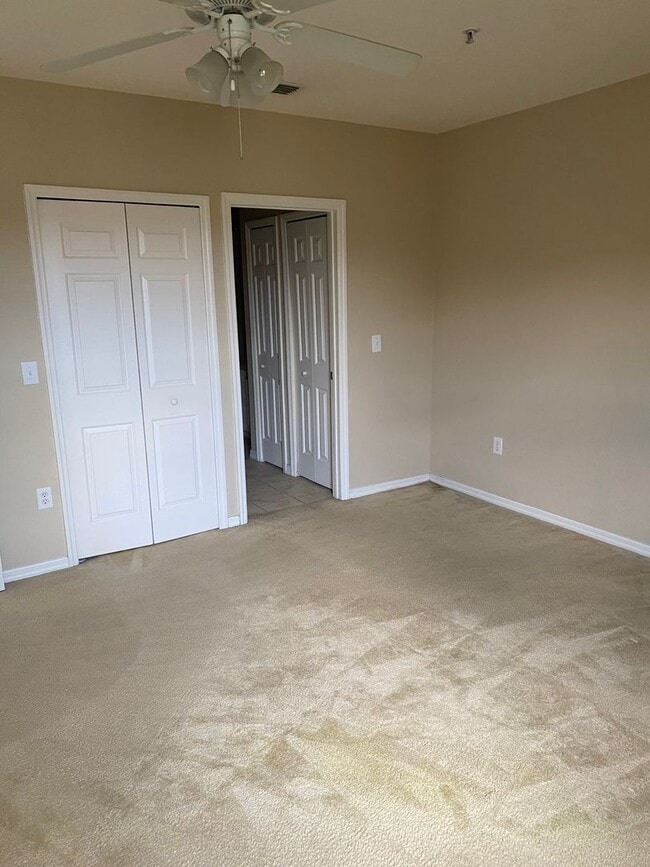Building Photo - Spacious 1 Bedroom in Registry at Michigan Park