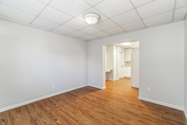 Foto del edificio - 2751 Jersey Ave