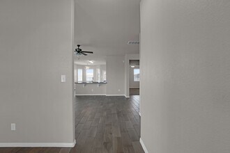 Building Photo - 430 Walnut Branch Dr
